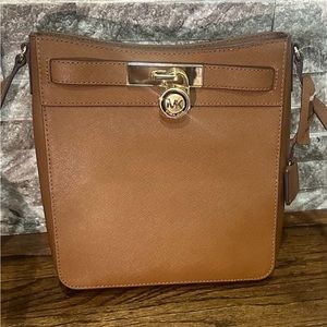 Women’s Purse Michael Kors Hamilton Traveler Messenger Bag Brown Brand New